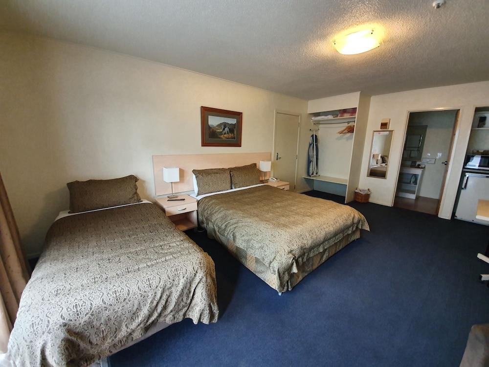 Abbots Hamilton - Hotel And Conference Centre Экстерьер фото