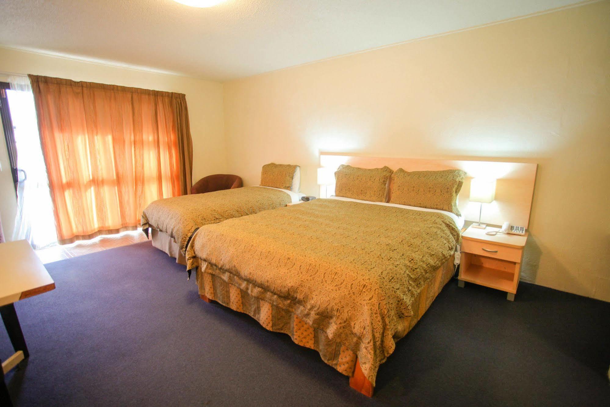 Abbots Hamilton - Hotel And Conference Centre Экстерьер фото