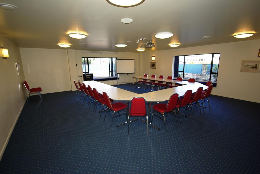 Abbots Hamilton - Hotel And Conference Centre Экстерьер фото